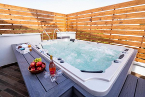 New Duplex 3 Bedroom with Jacuzzi